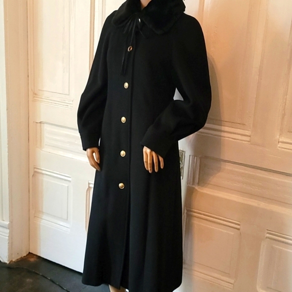 NINA RICCI Paris Overcoat - Picture 11 of 16